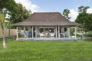 2 Bedroom building